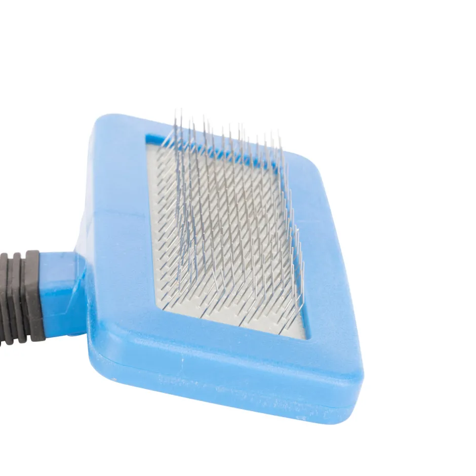 Shires Equestrian EZI-GROOM Hook And Loop Cleaner