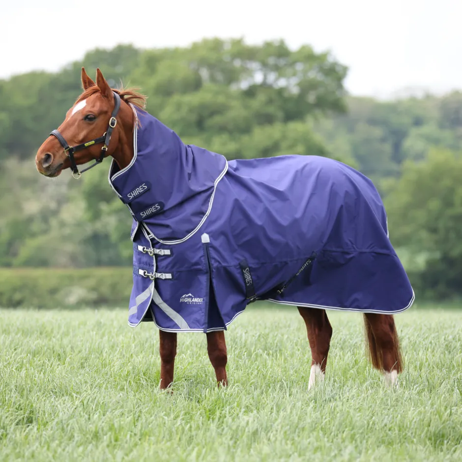 Shires Equestrian Highlander Original Lite Turnout Rug & Neck Set